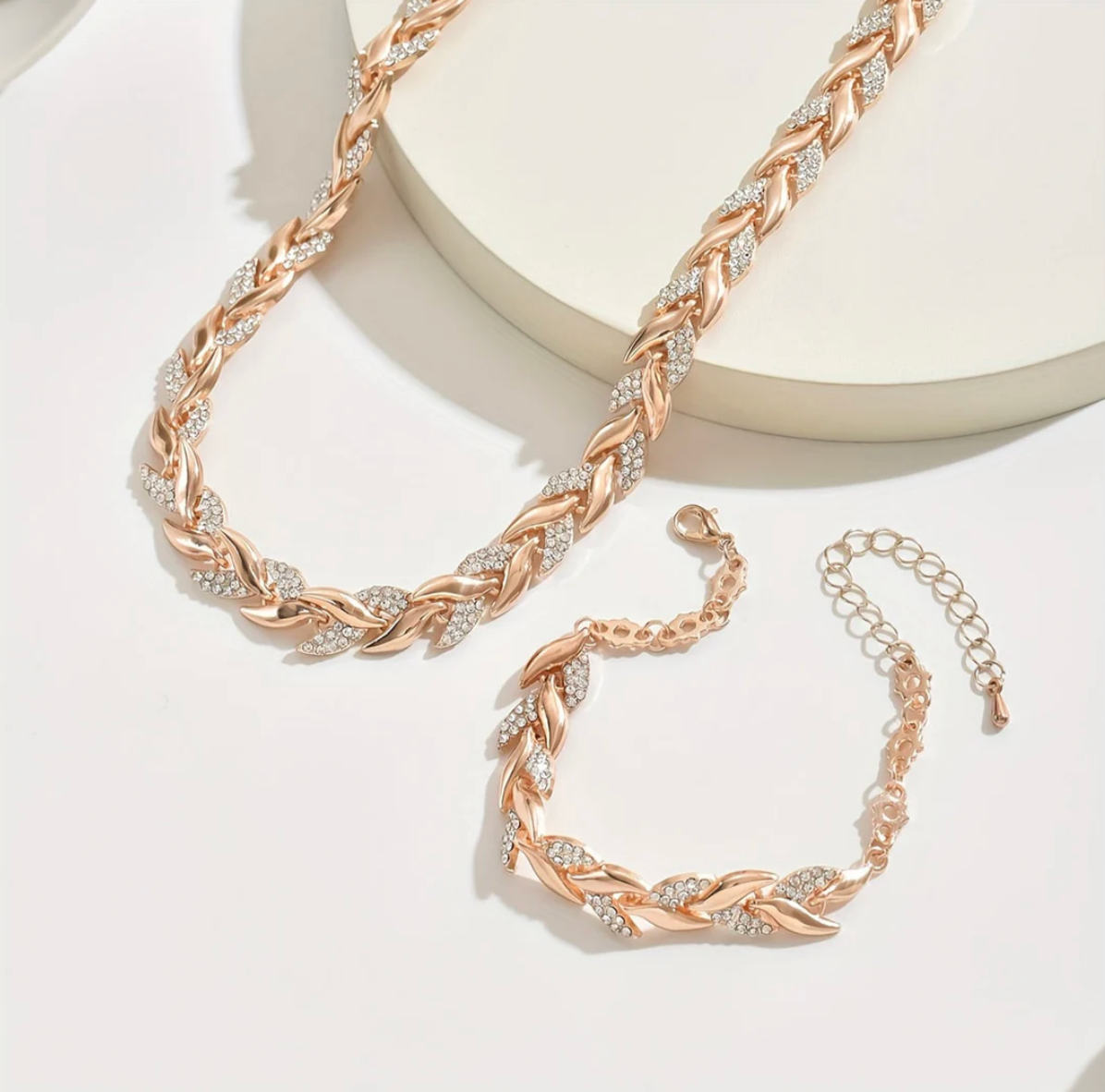 Conjunto Collar y Pulsera Elegance