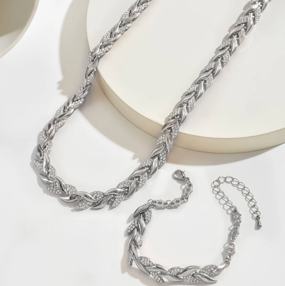 Conjunto Collar y Pulsera Elegance
