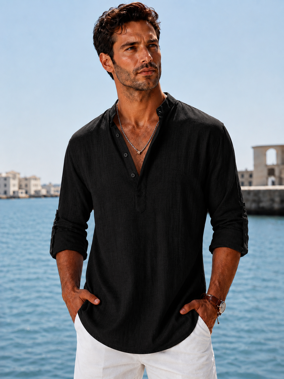 Camisa de lino negra con cuello pico y botones, mangas 3/4